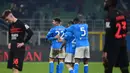 Pada akhirnya, AC Milan tak mampu mencetak gol sama sekali. Rossoneri harus kalah 0-1 dan tergusur dari peringkat kedua klasemen Liga Italia oleh Napoli. Meski memiliki jumlah poin yang sama, Rossoneri masih kalah dalam urusan selisih gol dari Napoli. (AFP/Miguel Medina)