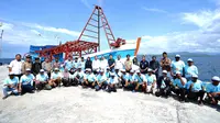 Nelayan Banyuwangi Dapat Hibah Dua Kapal Rampasan Illegal Fishing dari KKP