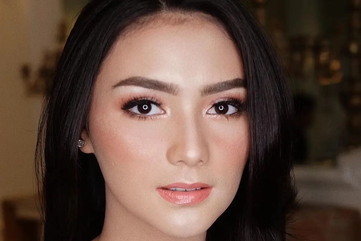[Bintang] Dari Kasual Sampai Glamor, Begini Gaya Rambut Citra Kirana yang Modern Kekinian