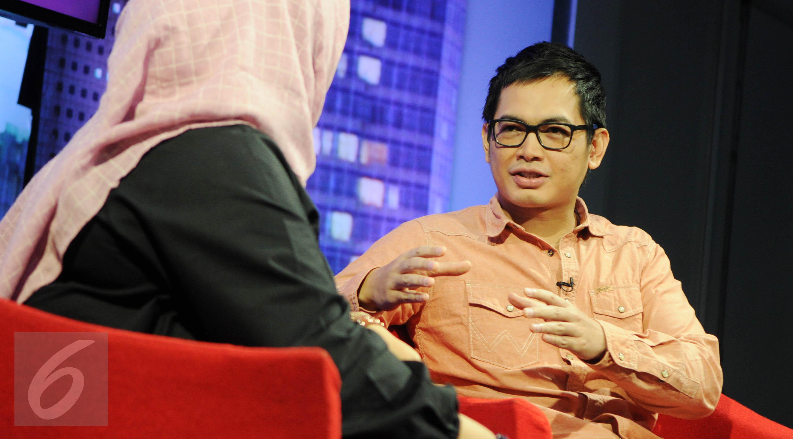 Pemain film, Tommy Kurniawan saat menjadi bintang tamu dalam acara Dear Haters di Liputan6.com di SCTV Tower, Jakarta (Liputan/Gempur M. Surya)