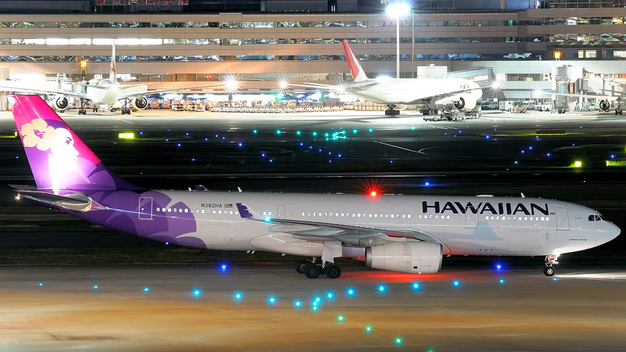 FBI: Bocah 16 Tahun Sembunyi di Roda Pesawat California-Hawaii