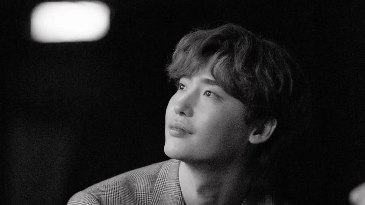 Lee Jong Suk