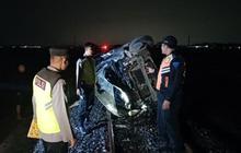 Mobil Terpental dan Terseret hingga 50 Meter Usai Ditabrak KA Pandalungan di Grobogan, 3 tewas