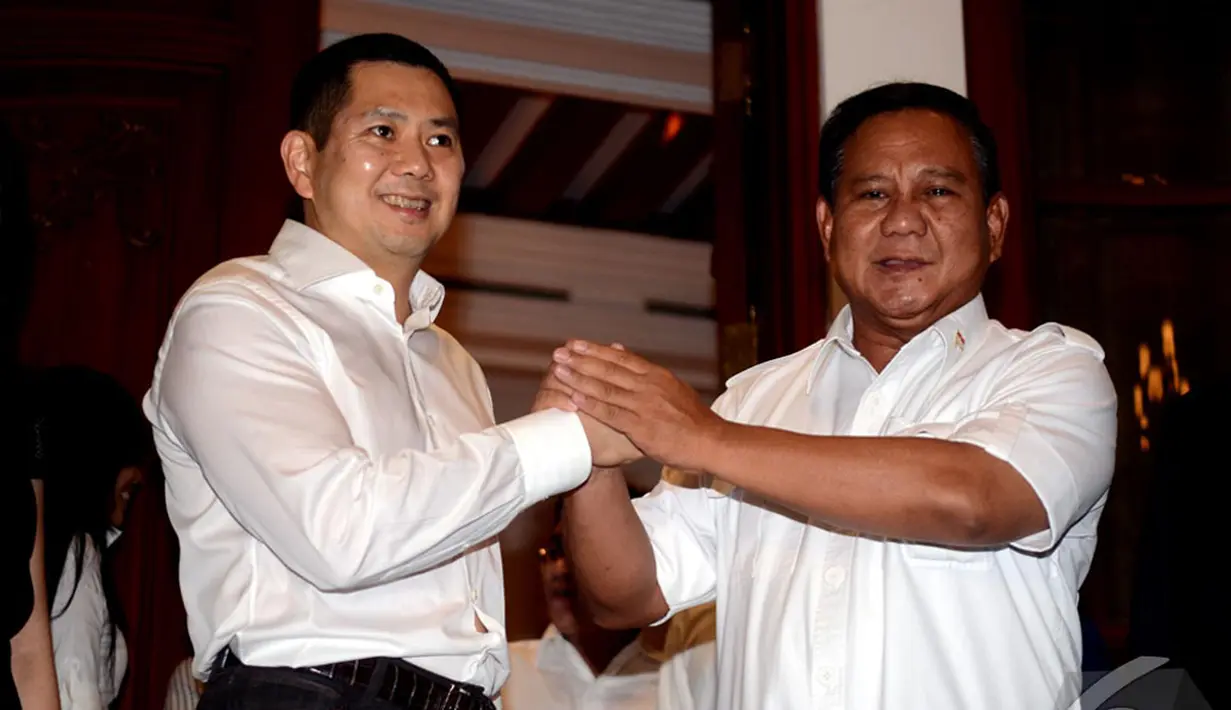 Bakal calon presiden Prabowo Subianto mengaku terkejut mendapatkan dukungan dari Hary Tanoesoedibjo, Jakarta Selatan, Kamis (22/5/2014) (Liputan6.com/Johan Tallo)