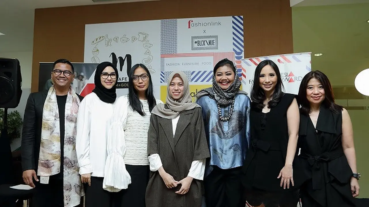 Karya 8 Desainer Indonesia di Panggung Pekan Mode Dunia