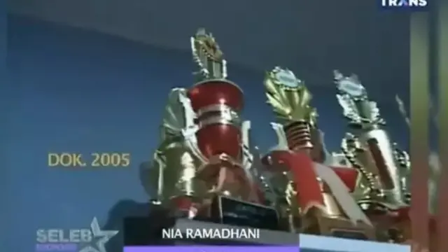 Nia Ramadhani dan kamarnya dulu (YouTube/Ribka Theresia Sirait)