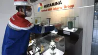 Pertamina Patra Niaga, Subholding Commercial & Trading PT Pertamina (Persero) memiliki setidaknya 7 proses Quality Control sebagai langkah memastikan seluruh produk BBM-nyasesuai spesifikasi dan memenuhi standar yang telah ditentukan. (Dok. Pertamina)