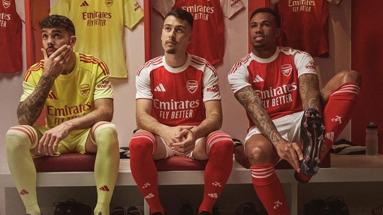 Arsenal Perkenalkan Jersey Musim Depan 2025/2026 Usung Gaya Gotik, Terinspirasi Tren Tahun 1990/91