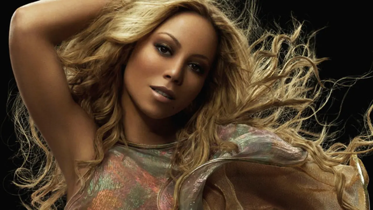 Setelah Bercerai, Mariah Carey Terpikat Cinta Pria Lain?