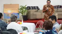 Denny JA Dorong Puisi Esai Masuk Sekolah