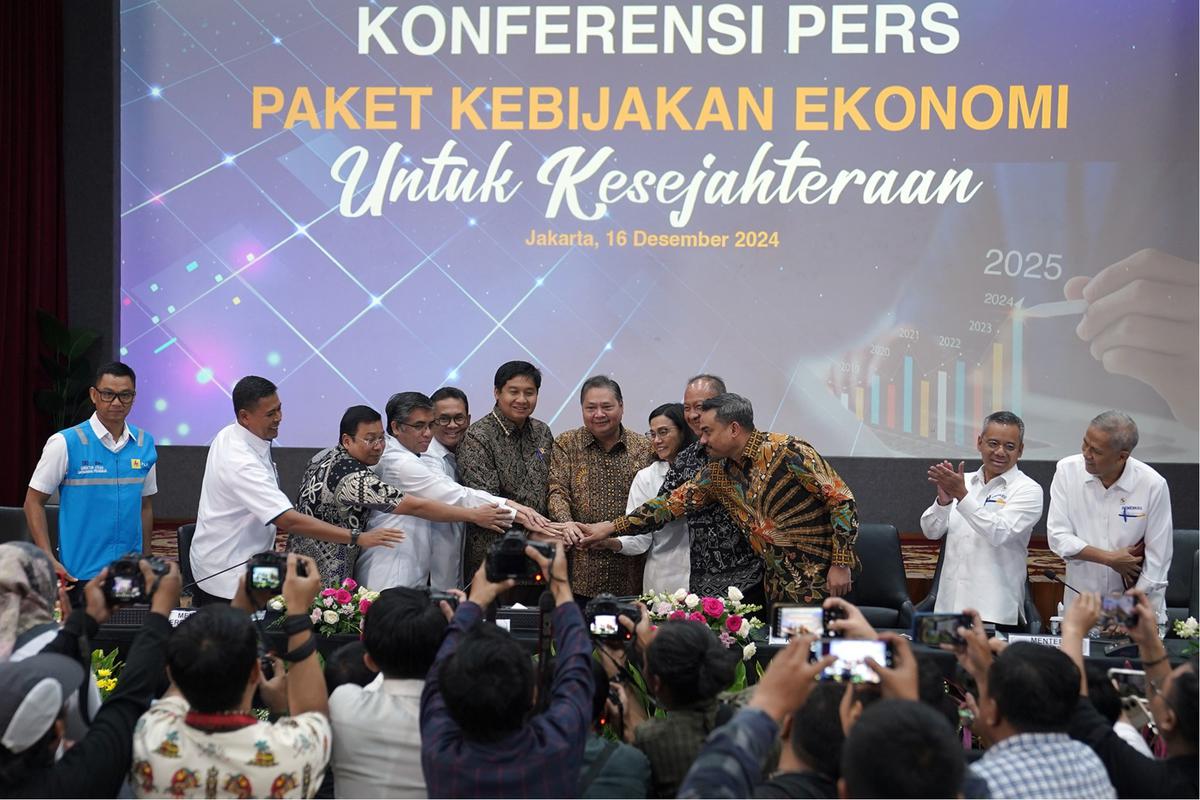 Konferensi pers 'Paket Kebijakan Ekonomi untuk Kesejahteraan'