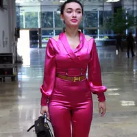 Pelantun tembang 'Bang Jono' saat hadir memenuhi undangan dari PKB di Gedung DPR dalam rangka sosialisasi Pancasila. (Adrian Putra/Bintang.com)