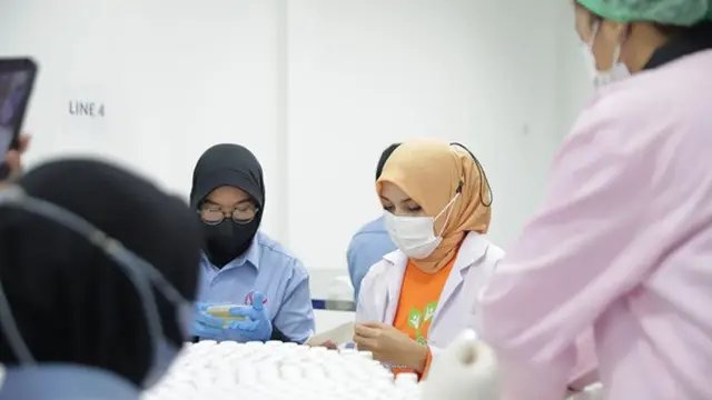 Dukung Produk Kosmetik Lokal, Istri Wakil Walikota Bogor Yantie Dedie Rachim Kunjungi Maklon Athena. dok. Maklon Athena