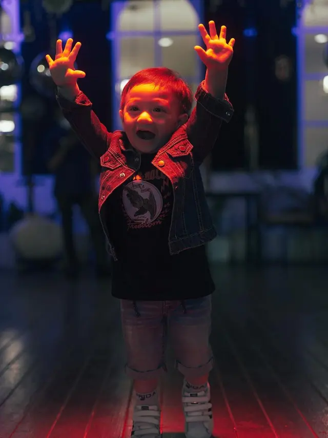 [Fimela] Ammar Zoni dan Irish Bella