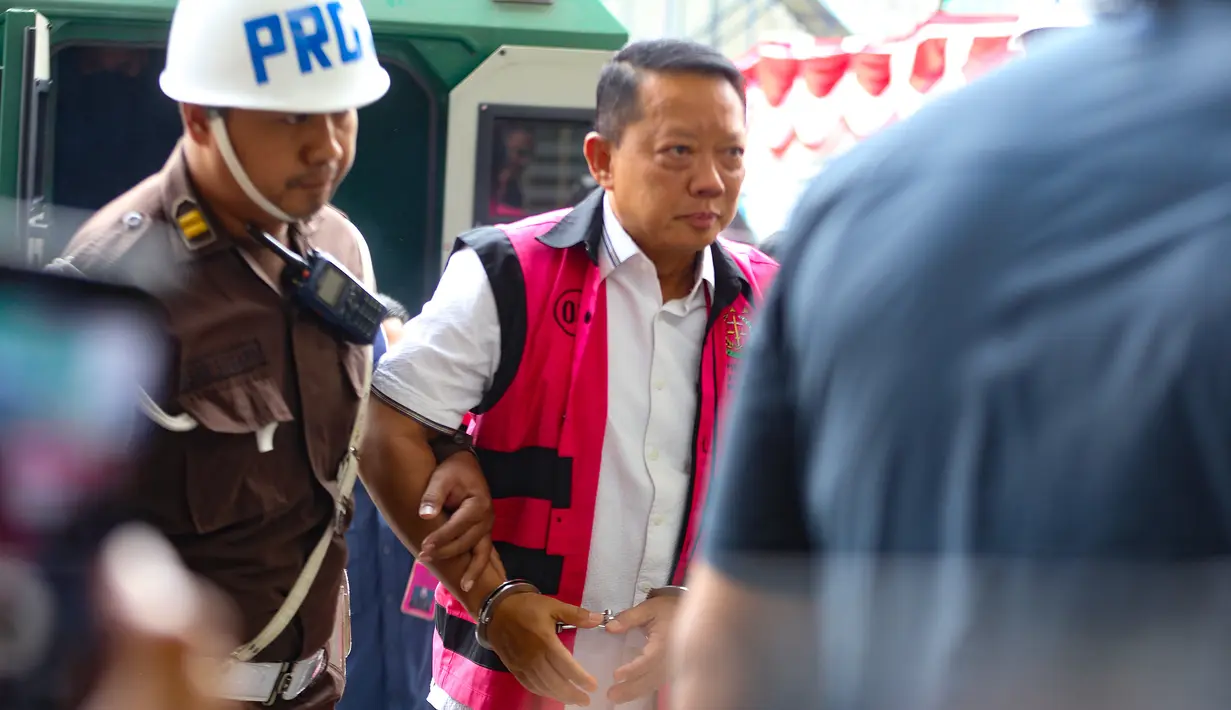Eks Jaksa Agung Muda Tindak Pidana Khusus (Jampidsus) Febrie Adriansyah  saat tiba di Gedung kejaksaan Agung, Jakarta, Kamis, 3 September 2026. (KLY/Arie Basuki)