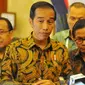 Saat rapat persiapan HUT Korpri ke 45, Menpan-RB Asman Abnur menyampaikan pesan Presiden Jokowi kepada para peserta rapat.