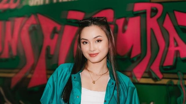 Caitlin Halderman sebagai Icha di series Algojo