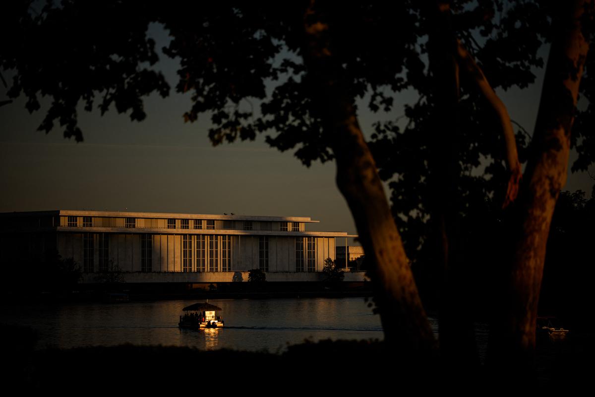 Kennedy Center Ditutup Dua Tahun untuk Renovasi