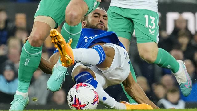 Hasil Liga Inggris: Newcastle Menang Telak di Markas Everton