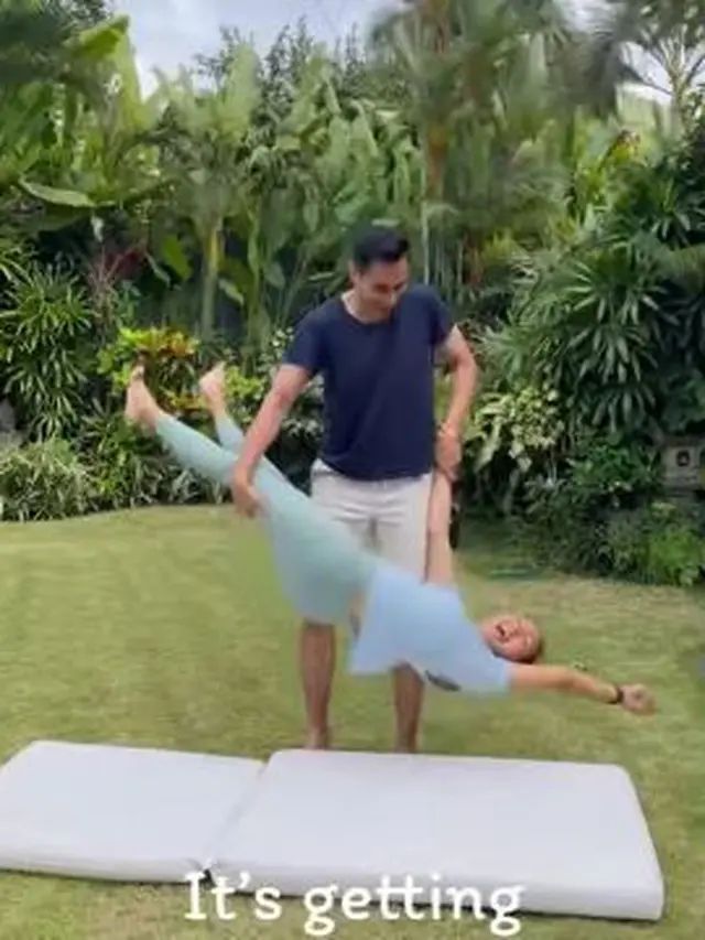 Donna Agnesia dan Darius Sinathrya (Instagram/dagnesia)