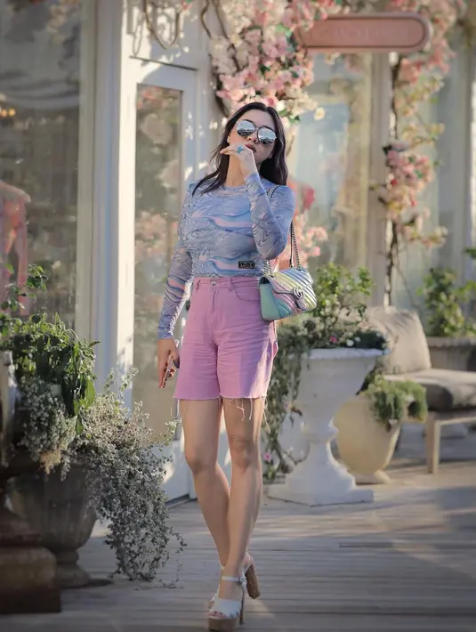 (Instagram/vickyshu)