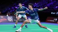 Ganda putra Indonesia Fajar Alfian/Muhammad Shohibul Fikri harus puas sebagai runner up Denmark Open 2025. Fajar/Fikri dikalahkan&nbsp;pasangan Jepang Takuro Hoki/Yugo Kobayashi pada&nbsp;laga final di Jyske Bank Arena, Minggu (19/10) malam WIB.&nbsp;(foto: PBSI)