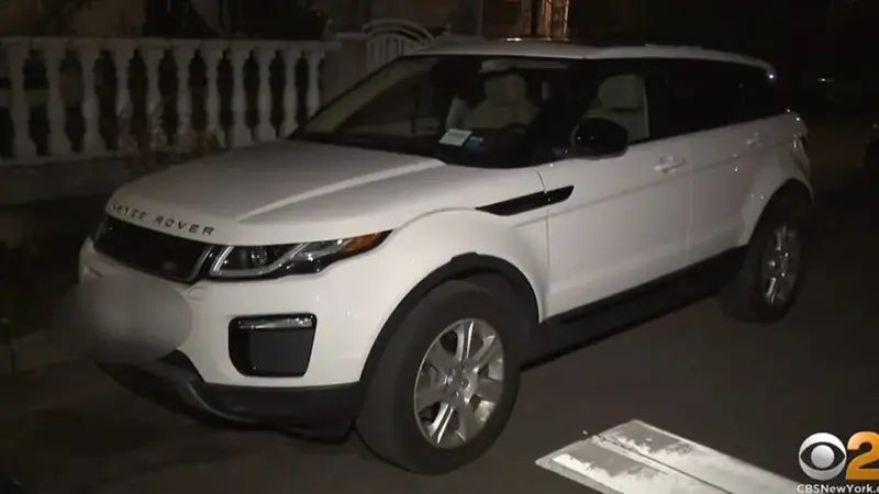 Seorang anak laki-laki berusia 12 tahun ditangkap pihak kepolisian New York saat mengendarai Range Rover Evoque milik orangtuanya.