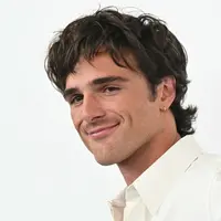 Jacob Elordi, aktor Amerika Serikat menghadiri karpet merah untuk film “Frankenstein” yang ditayangkan dalam kompetisi di Venice International Film Festival ke-82 pada 30 Agustus 2025. (Foto: Stefano RELLANDINI / AFP)