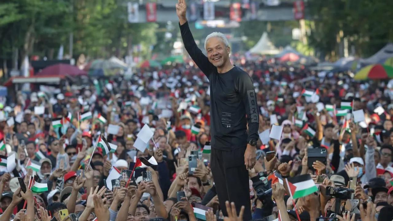 Masa kampanye Pemilu 2024 akan dimulai pada Selasa (28/11) besok. Calon Presiden nomor urut 3, Ganjar Pranowo meminta pendukungnya untuk tidak mundur.