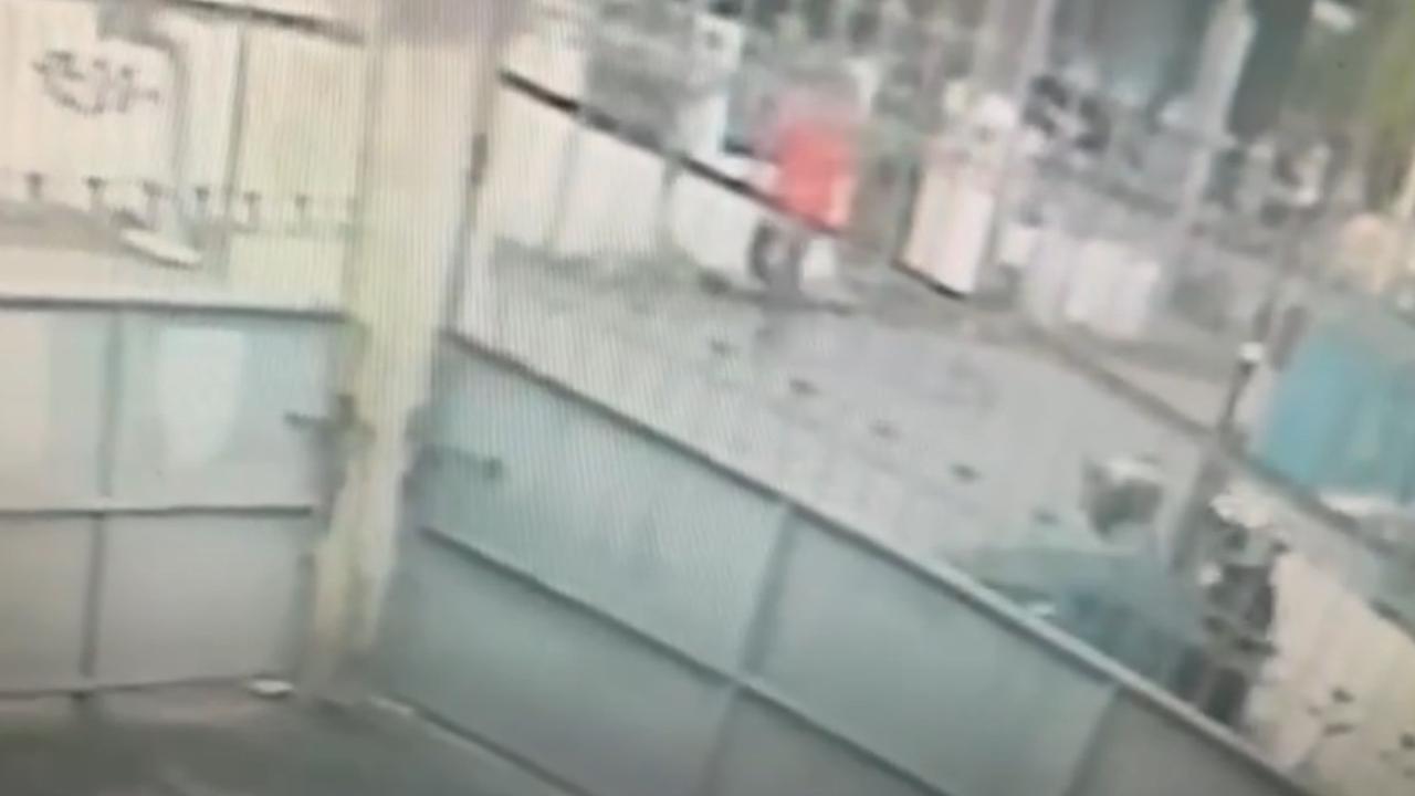 Rekaman CCTV perampokan pedagang sembako