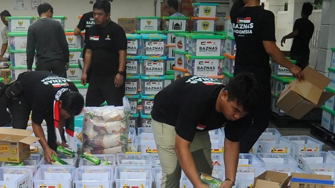 Pengiriman ribuan bahan makanan, selimut, obat-obatan, sabun dan lainnya ini dilakukan untuk membantu dan meringankan saudara muslim di Palestina yang terkena dampak konflik Hamas dan Israel.