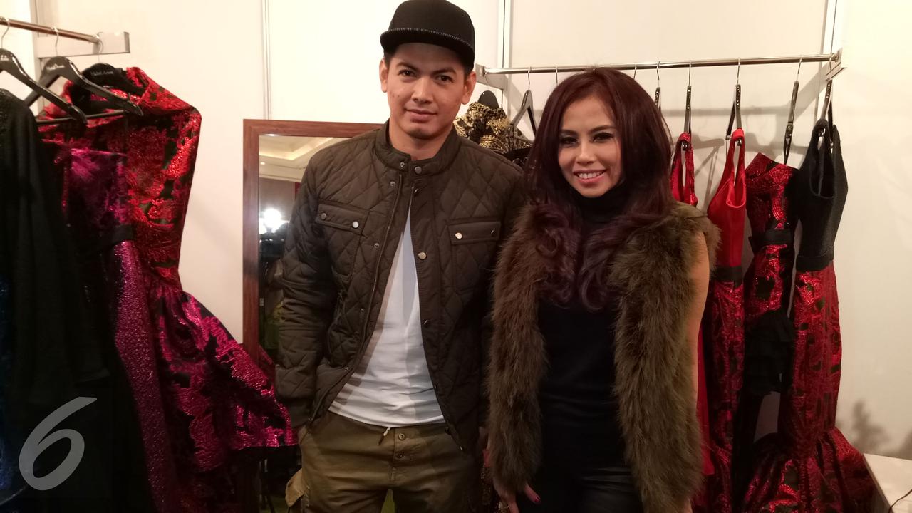Tommy Kurniawan dan Rina Mubal Arum