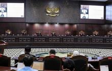 Ketua MK Tegur Ketua KPU yang Izin Tinggalkan Sidang: Nanti ke Sini Malam, Sudah Bubar