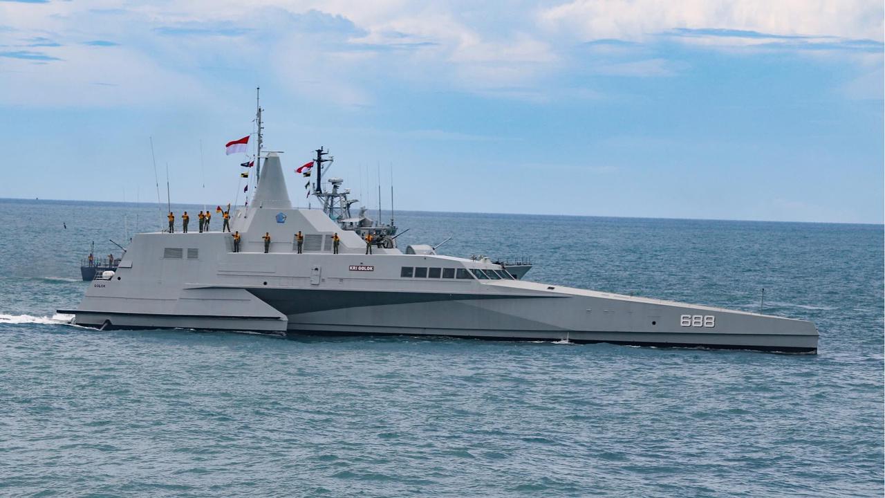 FOTO: Parade Kapal Perang dan Atraksi Prajurit  TNI AL Meriahkan Sailing Pass 2025