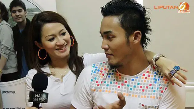 Suami Rewel Kalau Okie Agustina Tak Tampil Cantik