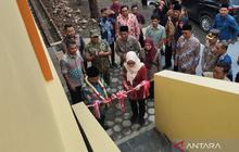 Mendikdasmen Resmikan Bangunan Panggung SD Wonorejo 2 Demak, Solusi Tahan Banjir