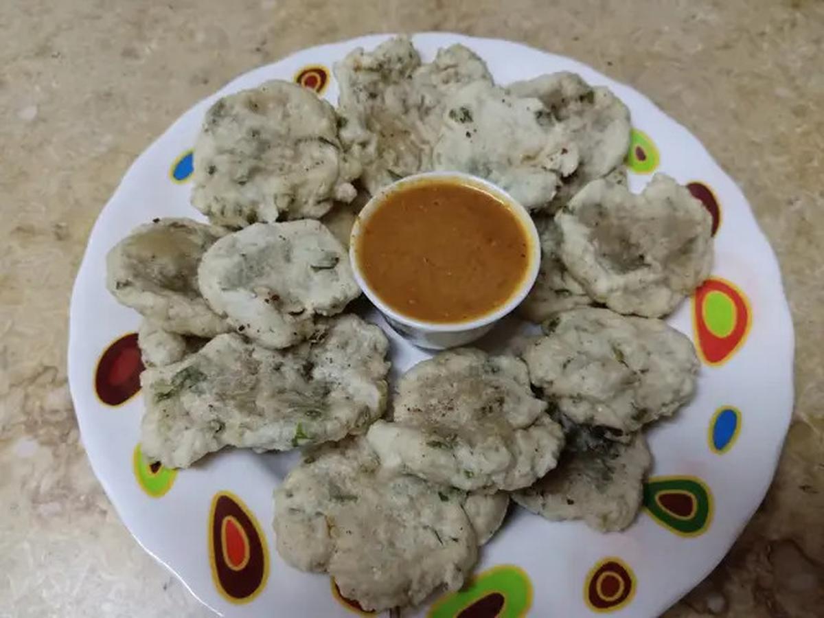 Ilustrasi Cireng Crispy Sambal Pecel