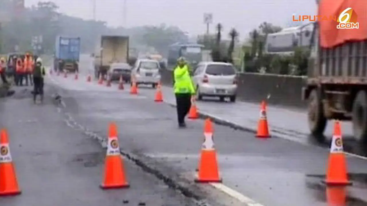 macet-cipularang-140123b.jpg