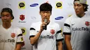 Jelang berlaga melawan Indonesia All Star, Park Ji Sung melakukan sesi jumpa pers di stadion GBK Jakarta, (1/6/2014). (Liputan6.com/Helmi Fithriansyah)