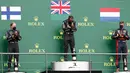 Pembalap Mercedes, Lewis Hamilton, melakukan selebrasi usai menjuarai balapan F1 GP Belgia di Sirkuit Spa-Francorchamps, Minggu (30/8/2020). Lewis Hamilton finis pertama dengan catatan waktu 1 jam 24 menit 8,761 detik. (Francois Lenoir/Pool Photo via AP)