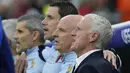 Sepanjang sejarah Euro sejak edisi perdana pada 1960, Timnas Prancis tercatat pernah menjadi juara dalam dua edisi yaitu pada 1984 dan 2000. Pada edisi terbaru, Euro 2024 Tim Ayam Jantan berpeluang menambah gelar setelah mampu lolos ke babak semifinal dan akan menantang Timnas Spanyol pada 9 Juli 2024 mendatang. Termasuk Didier Deschamps, ini dia 5 pelatih yang pernah membawa Timnas Prancis lolos ke babak semifinal. (AP Photo/Hassan Ammar)