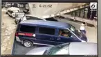 Sebuah restoran yang sedang dibangun meledak di China. Akibatnya satu orang tewas dan 12 orang terluka.