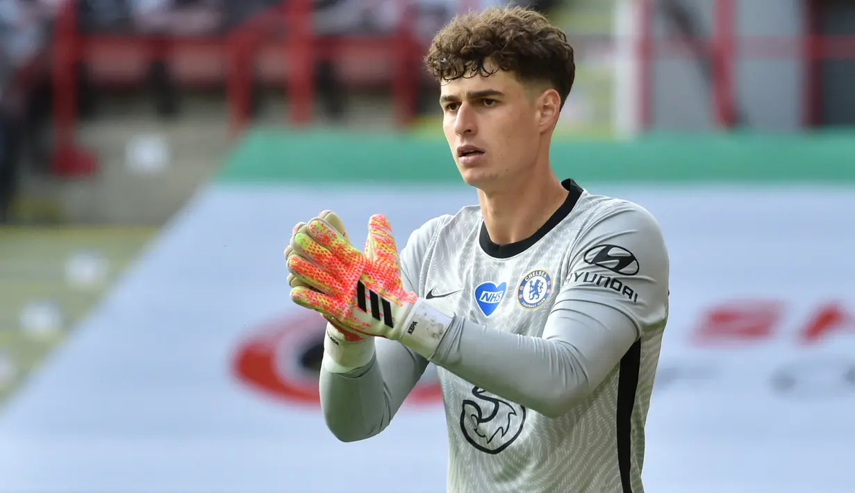 Kepa Arrizabalaga. Kiper Spanyol ini kini memasuki musim keempatnya bersama Chelsea usai didatangkan dari Athletic Bilbao pada 2018/2019. Telah tampil dalam 115 laga dengan catatan 42 kali clean sheet, ia menyumbang 1 trofi Liga Europa, 1 Liga Champions dan 1 Piala Super Eropa. (AFP/Pool/Rui Vieira)