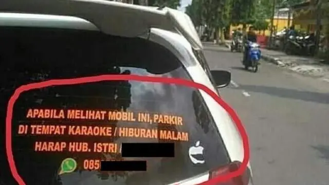 Tulisan nyeleneh di bodi mobil (ist)