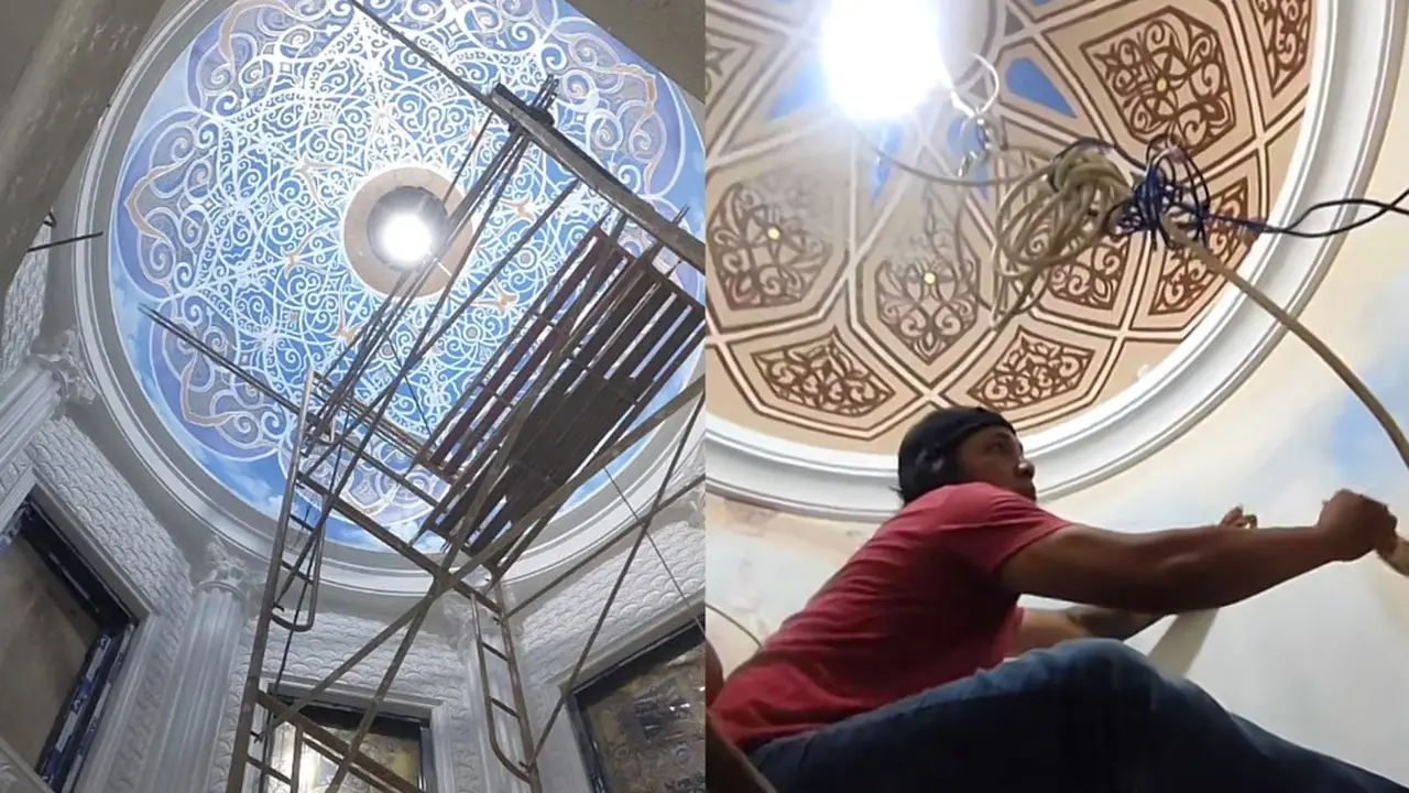 Profesi pelukis kaligrafi masjid di Gresik Jawa Timur