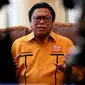 Oesman Sapta resmi menjabat sebagai ketua umum setelah mundurnya Wiranto dari posisi tersebut disepakati oleh seluruh DPD Hanura, Jakarta, Kamis (22/12). Sementara, Wiranto menjabat Ketua Dewan Pembina Partai Hanura. (Liputan6.com/Johan Tallo)
