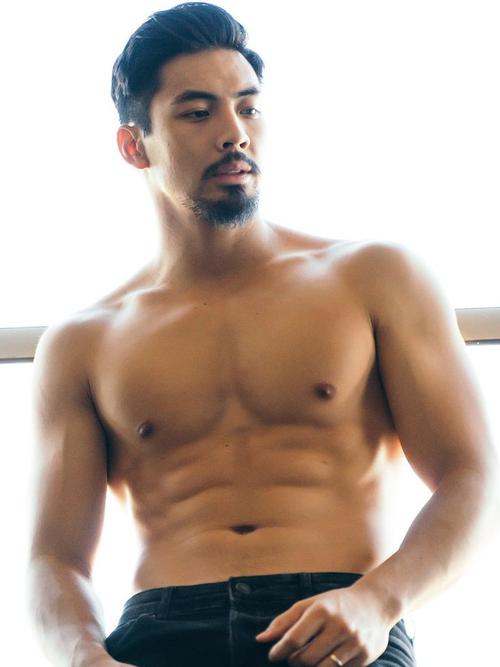 Xotin bi porno uy qurilishi