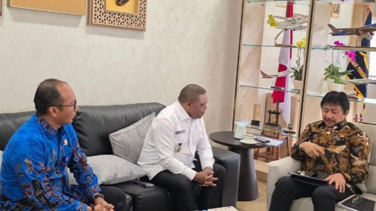 Ternyata Ini Alasannya! Bupati Manokwari Temui Dirjen Hubud Bahas Pengembangan Bandara Rendani