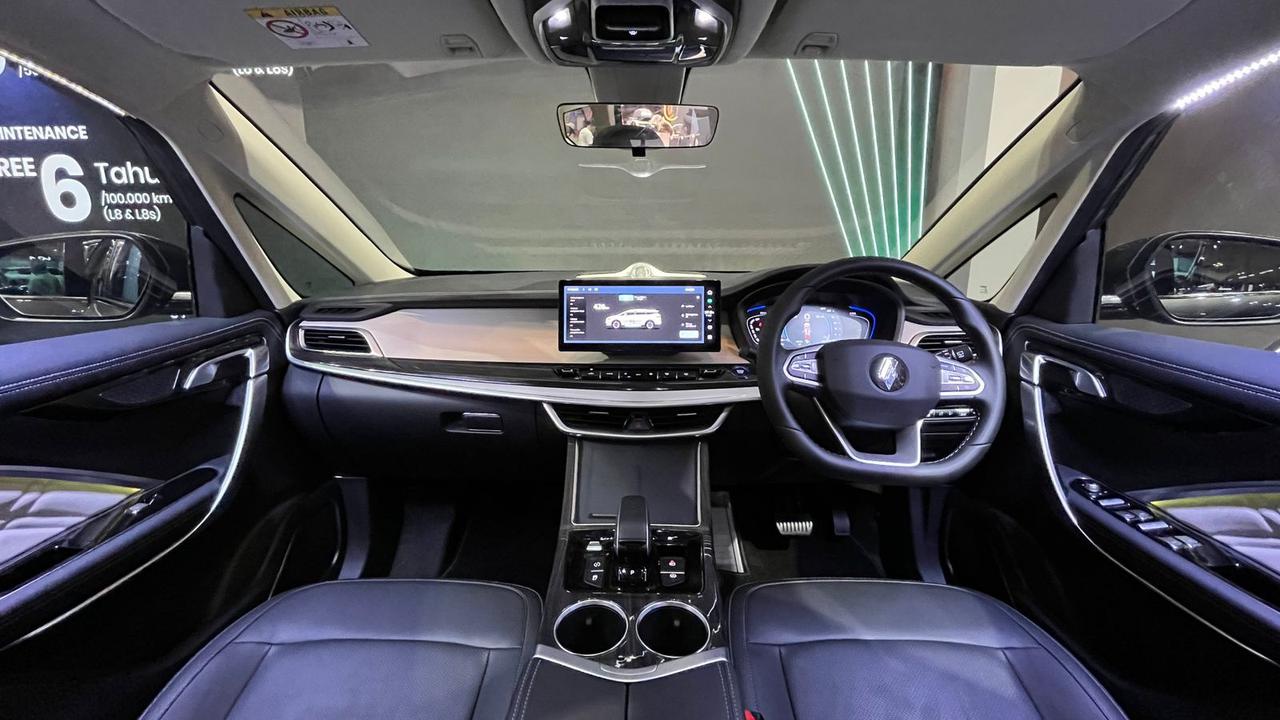 Ngaku Sebagai Mobil Indonesia, Aletra Langsung Rakit L8 EV di Cikampek