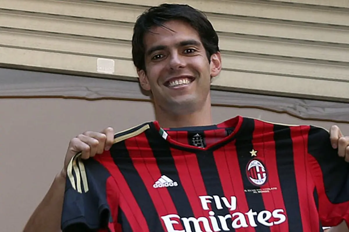 kaka-131121c.jpg